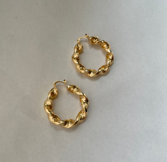 Big twisted hoops